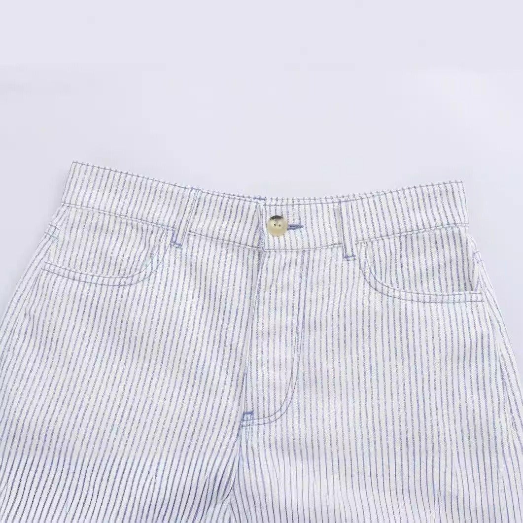 Fashionable temperament, high waist slimming, striped versatile shorts