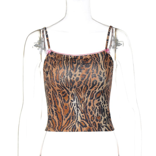 Fashionable and sexy cropped slim leopard print suspender top for women