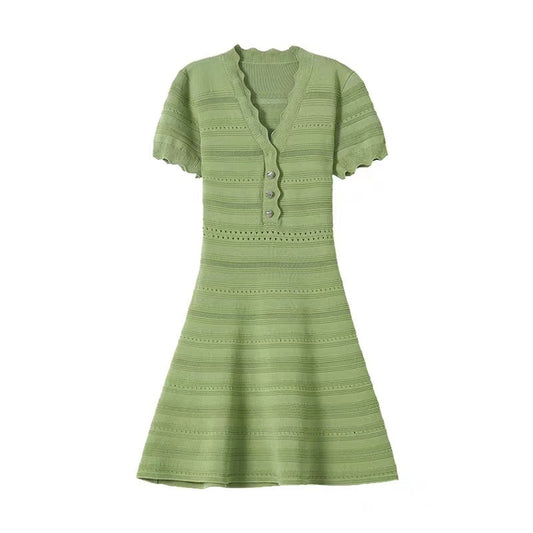 Hollow high-end green skirt V-neck knitted dress French summer women's wear design sense niche light luxury