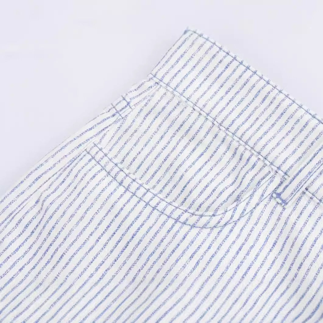 Fashionable temperament, high waist slimming, striped versatile shorts