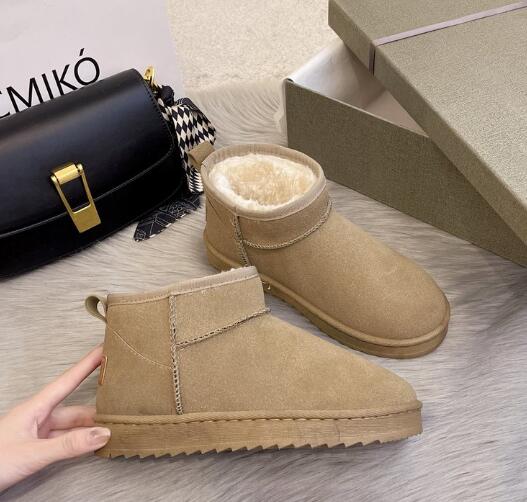 Winter Women Short Plush Warm Snow Boots Casual Shoes 2022 New Suede Fur Chelsea Ankle Boots Flats Platform Ladies Shoes Botas